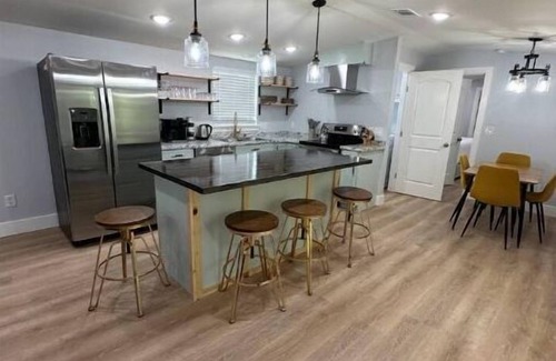 Caldwell House | The Creek side Cozy Homen