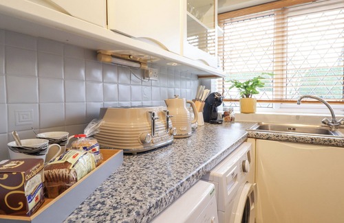 Penrhyn Bay Cottage | The Crib