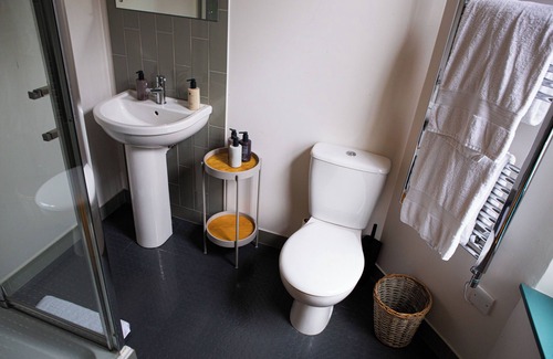 Peninsula House | The Crown Rooms