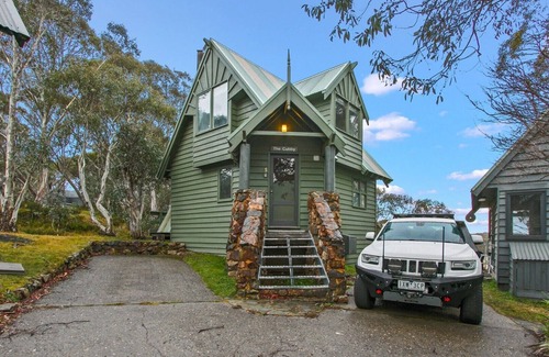 Dinner Plain Ski Chalet | The Cubby - Dinner Plain