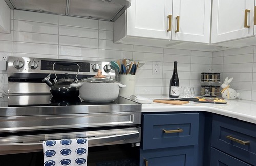 State College House | The Cubhouse-3 Bedroom/4mi to PSU/Parking/Pancakes/Fast WiFi