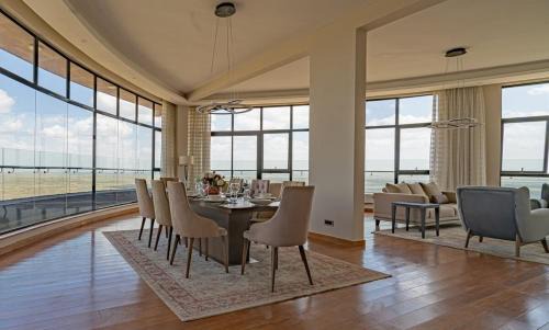 Nairobi Apartment | The Curve by the Park Penthouse