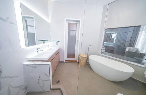 Nairobi Apartment | The Curve by the Park Penthouse