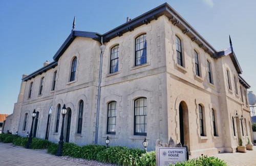 Port Macdonnell Apartment | The Customs House Port MacDonnell