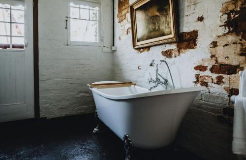 Castlemaine House | The Dairy
