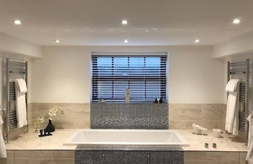 Hickling Bed & Breakfast | The Dairy Barns