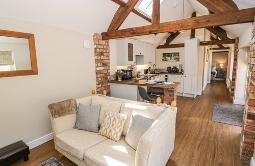 Sutton Cheney Cottage | THE DAIRY, pet friendly, character holiday cottage in Market Bosworth