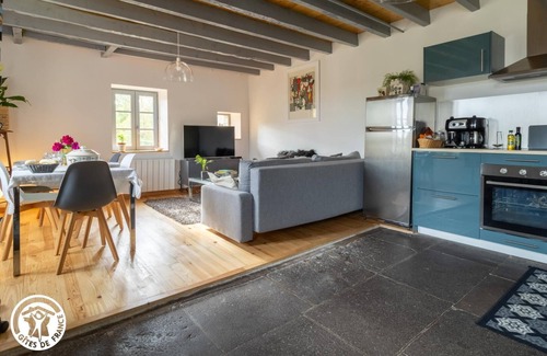 Saint-Saturnin House | The damsel tower