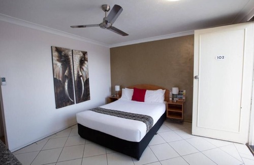 Berserker Hotel | The David Motel