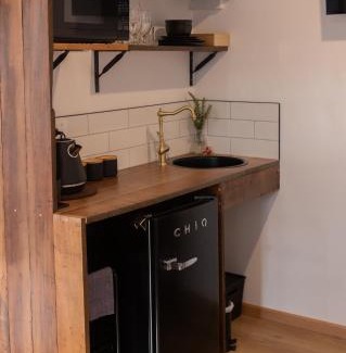 Park Grove Apartment | The Deck