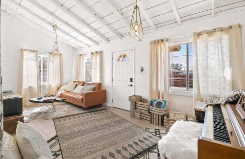 Joshua Tree House | The Desert Nomad Retreat in Joshua Tree Village