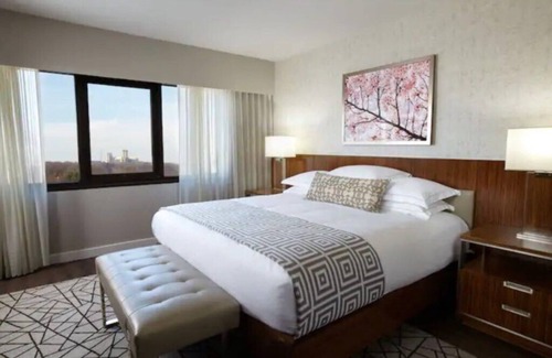 West End Hotel | The District, a Hilton Club - One Bedroom Standard