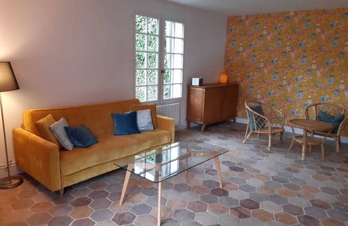 Mezieres-en-Drouais House | The domain of the lake