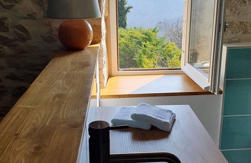 Laval Bed & Breakfast | The Dovecote