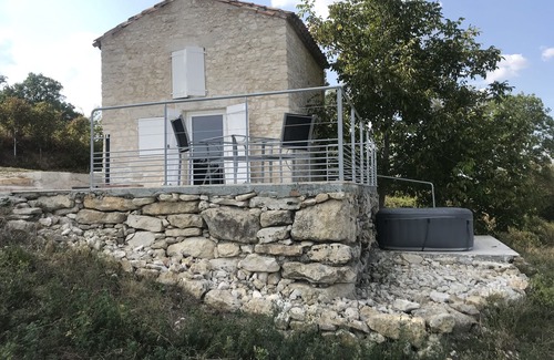 Virac Cottage | The dovecote of Castièges
