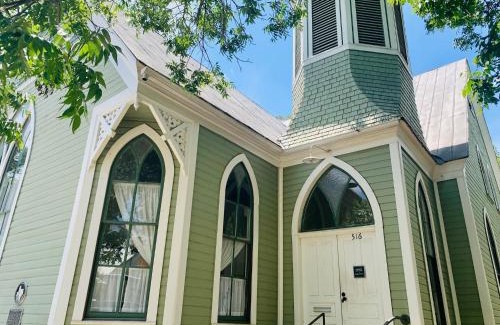 Heritage House | The Downtown Abbey
