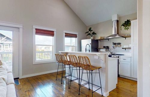 Port Bolivar House | The Drift Villa: 2 BR, 2 BA in Gilchrist, Sleeps 6