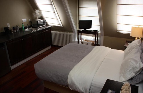 Downtown St. John's Hotel | The Duckworth Inn