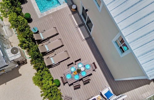 Old Town House | *THE DUKE & THE DUCHESS @ DUVAL* Compound w/Pool & Hot Tub + LAST KEY SERVICE