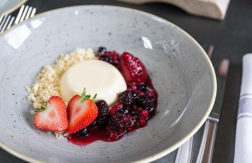 Kintbury Hotel | The Dundas Arms