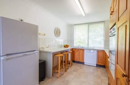 Fingal Bay Apartment | The Dunes 8,38 Marine Dr - complex pool, tennis court and Wi-Fi
