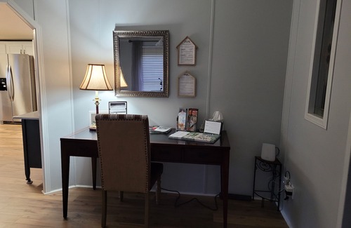 Kedron House | The DW - Spacious and Cozy