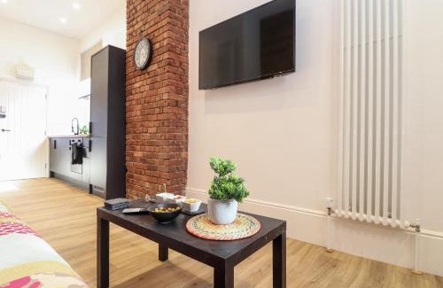 Helston Apartment | The Dynar