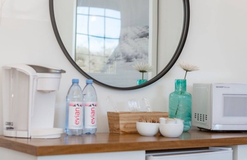 Kitty Hawk Apartment | The East Coast Host - The Modern Dojo