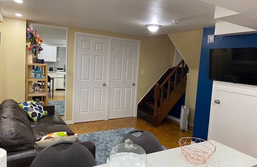 Brampton Apartment | The EcoStay 🙂 self check-in