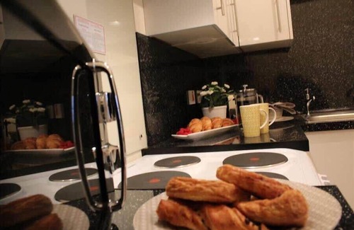 Wrexham Apartment | The Eisteddfod - Berwyn House | Central Wrexham