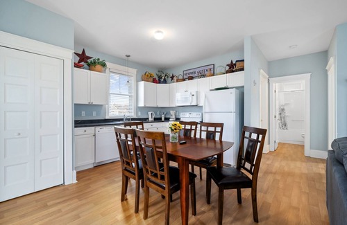 Cherry Valley House | The Elderberry - 27 Butternut