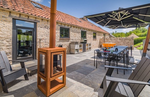 East Horrington House | The Elegant Dairy - One Bedroom House, Sleeps 2