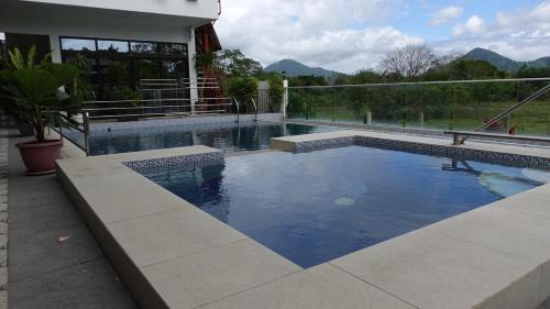 Tranca Villa | The Elizabeth Bay Hotspring Villa