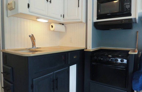 Niagara Falls House | The EM Sightseer Stationary RV