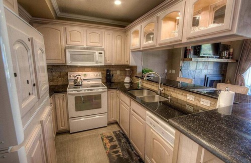 Tahoe Keys House | The Emerald - Remodeled Tahoe Keys Condo