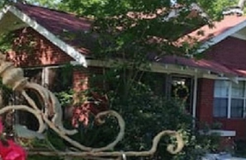 Jefferson House | The Empty Nest