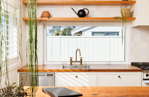 Mount Maunganui House | The Endless Summer Home - Where Waves and Town Unite