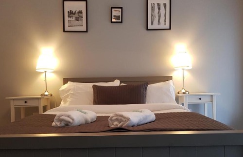 Enniskerry House | The Enniskerry Inn