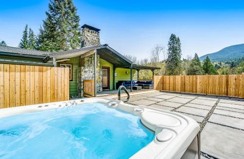 Quilcene House | The Entire Property at Mount Walker Inn