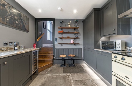 Keswick Cottage | The Eyrie - a luxury maisonette that sleeps 8 guests in 4 bedrooms