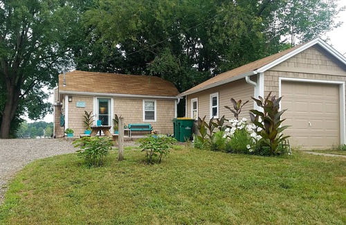 Ham Lake Cabin | The Family Beach House - Lakefront on S.Coon Lake