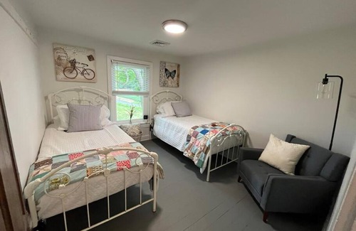 Uniontown House | The Farmhouse on Schottie