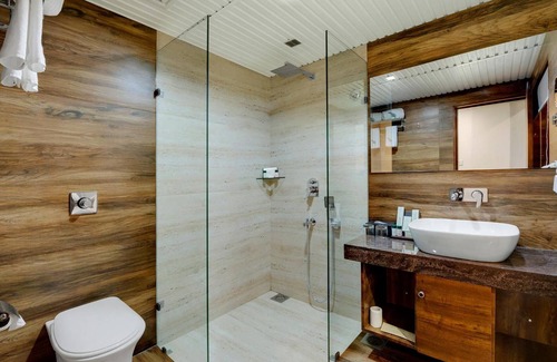 Bhuj Hotel | The Fern Residency Bhuj
