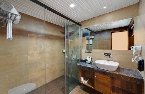 Bhuj Hotel | The Fern Residency Bhuj