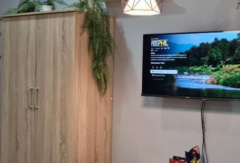 Moonwalk Apartment | THE FIKA ROOM near MNL Airport - Scandi Studio Unit with Fast Wi-Fi & Netflix - Read Full Property Desc before booking