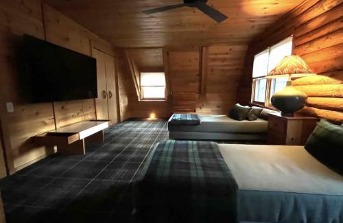 Idyllwild Hotel | The Fireside Inn