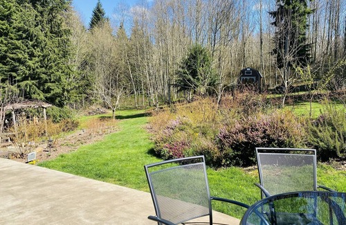 Mossyrock House | The First Light Suite at Adytum Sanctuary in Mossyrock, WA