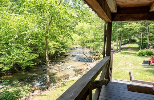 Goldbond Cabin | The Fishing Creek Cabin at Four Fillies Lodge