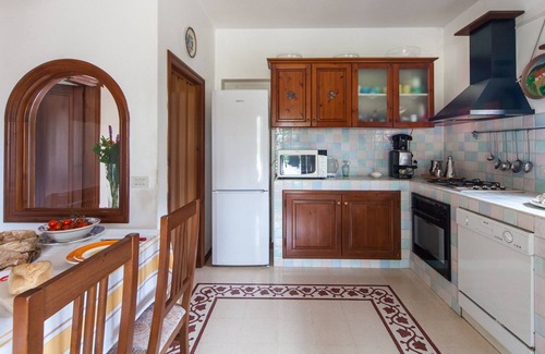 Specchiaruzzo Villa | The Five Cones, with swimming pool, in the Itria Valley