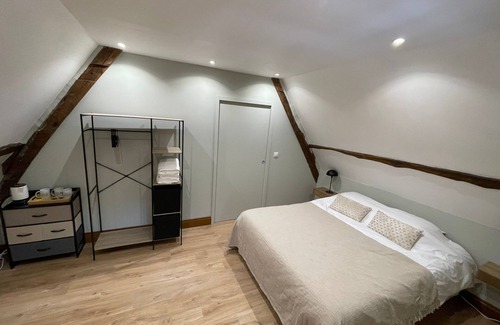 Vattetot-sous-Beaumont Bed & Breakfast | The Flaubert bedroom in the authentic and newly renovated cottage La Chaumière Normande